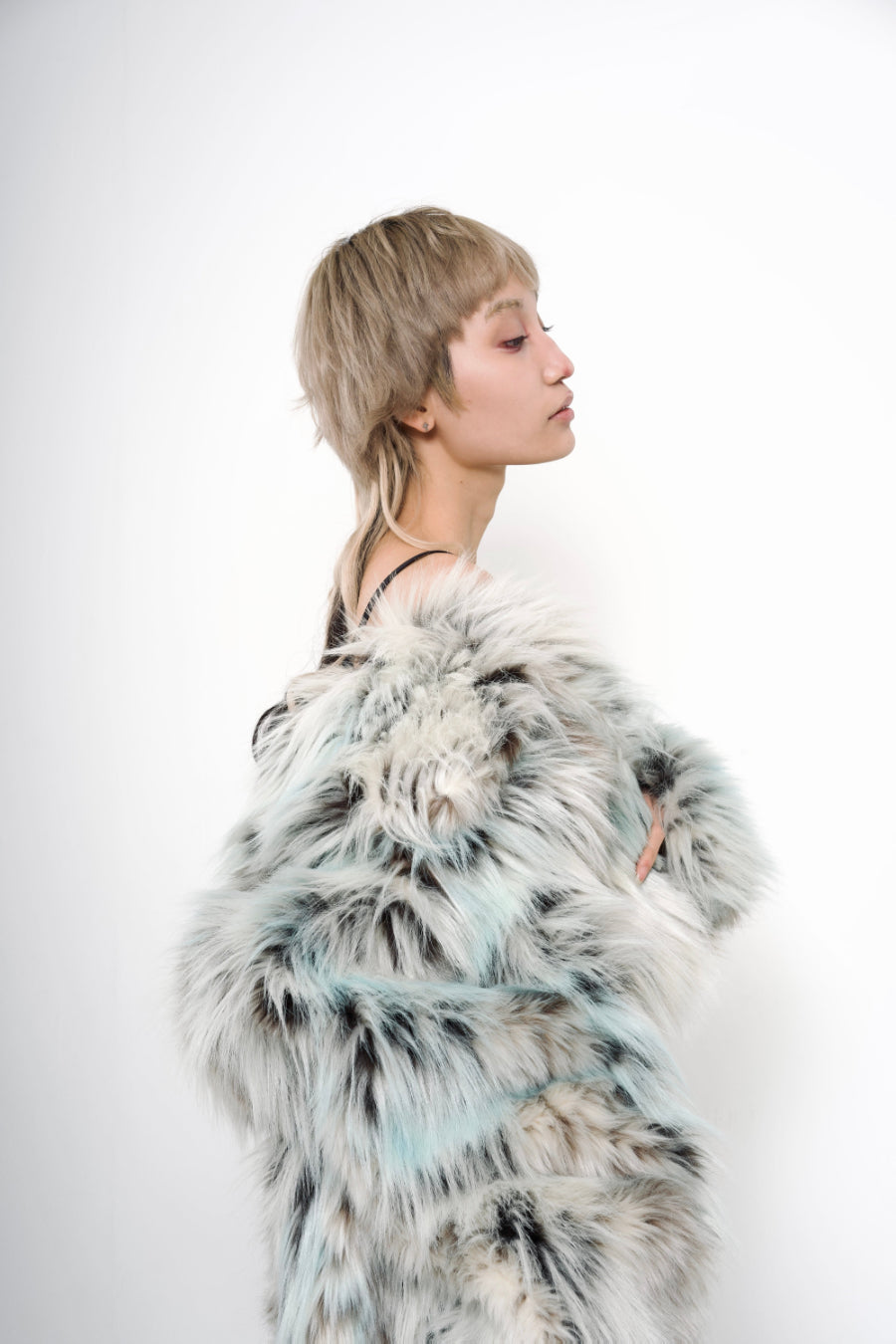 XVVVN CURAÇAO Leopard Long Faux Fur Hooded Jacket / White