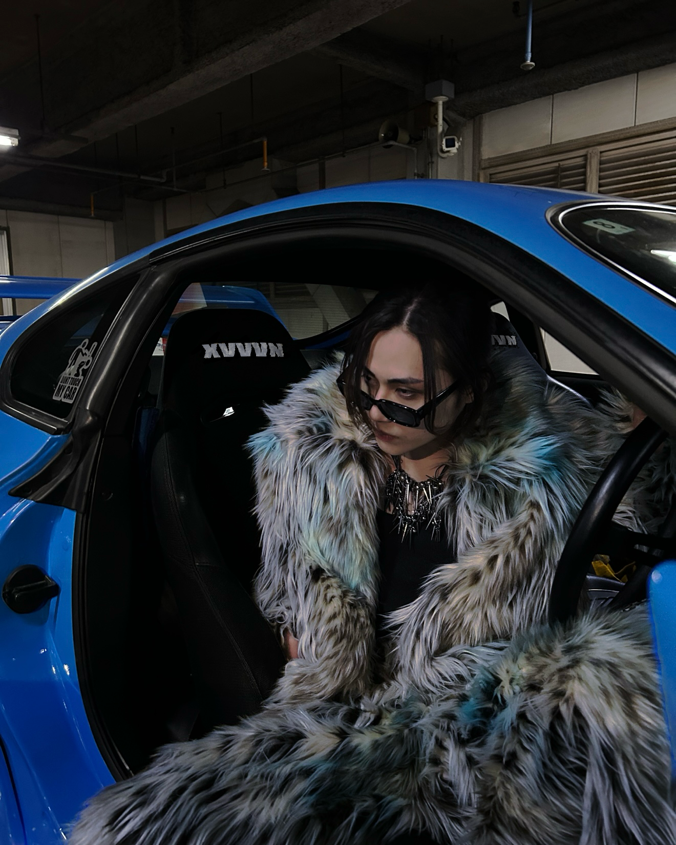 XVVVN CURAÇAO Leopard Long Faux Fur Pants / White