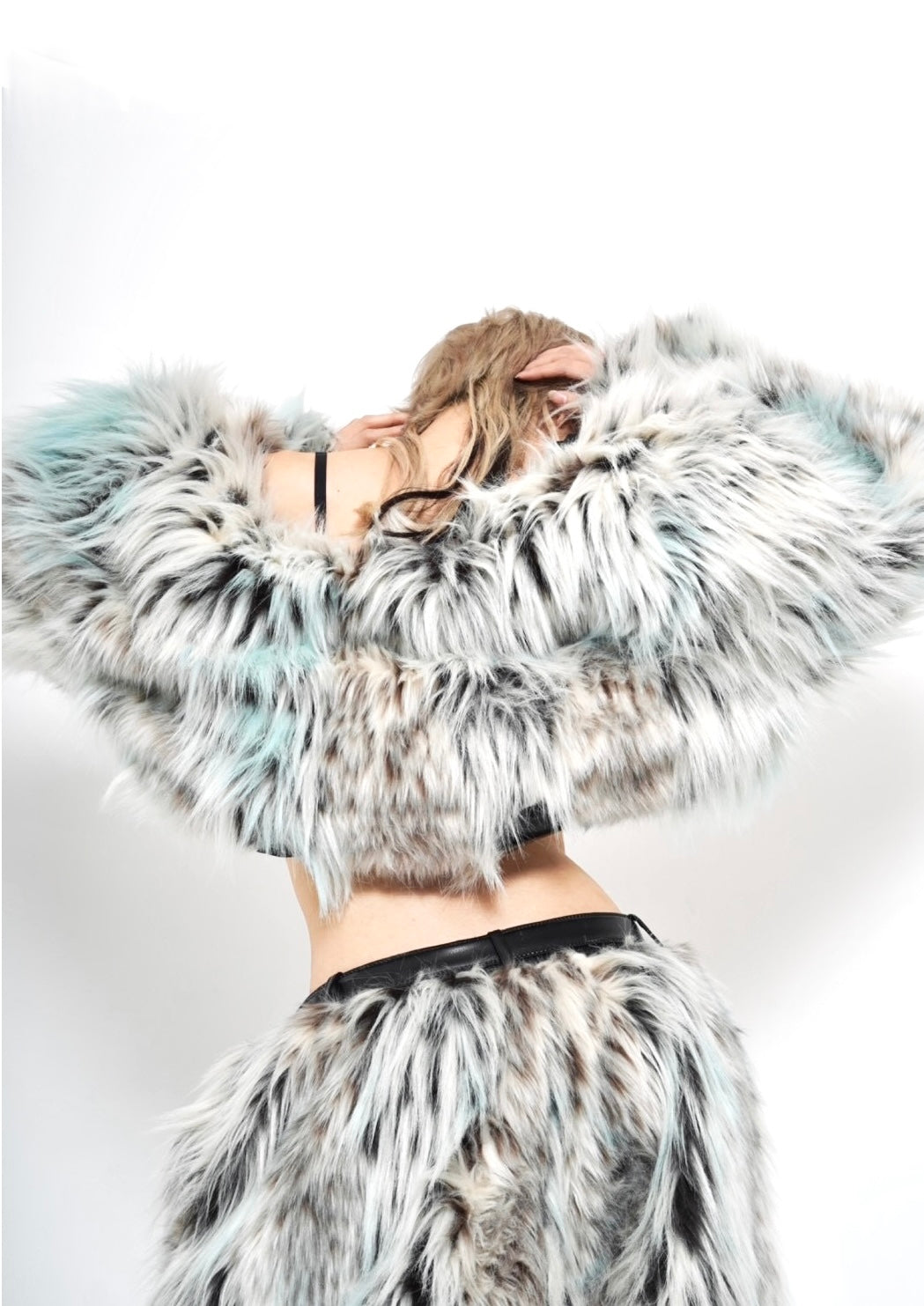 XVVVN CURAÇAO Leopard Long Faux Fur Hooded Jacket / White